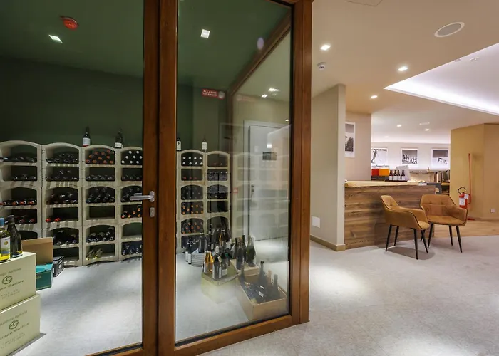 Lift Hotel